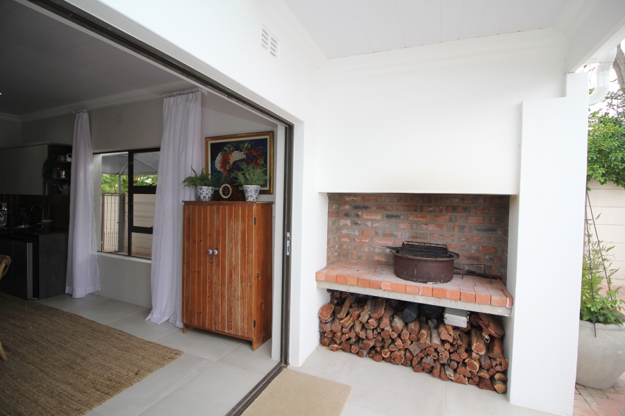 5 Bedroom Property for Sale in Hartenbos Central Western Cape